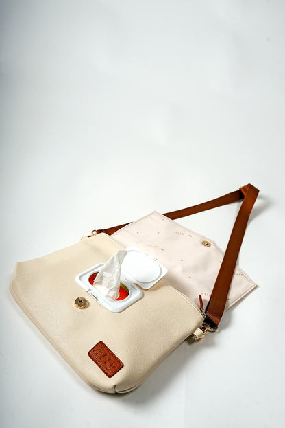 Vauvatarvikkeiden käsilaukku – Cappuccino