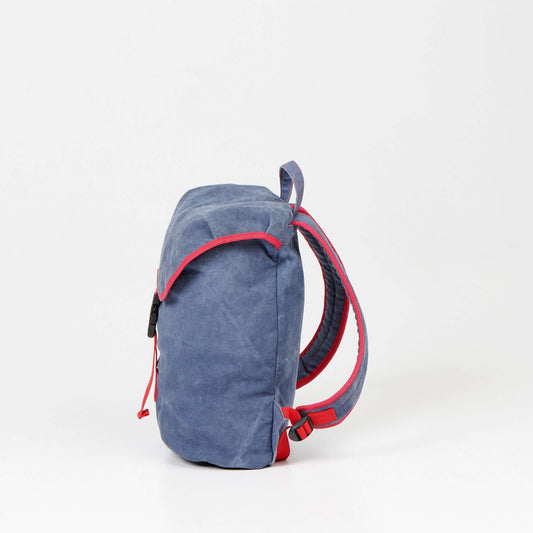 Walker 12L backpack